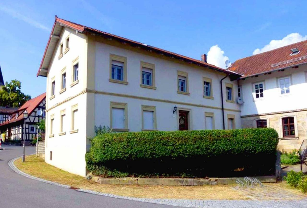 Villa Merzbach - Wohnen Wie Im Museum Mit Komfort Untermerzbach Exterior photo